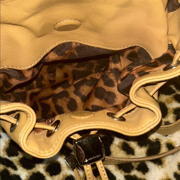 B. Makowsky Tan Leather Crossbody Bag - Picture 12 of 16